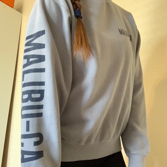 Brandy Melville blue Malibu crewneck - Picture 1 of 4